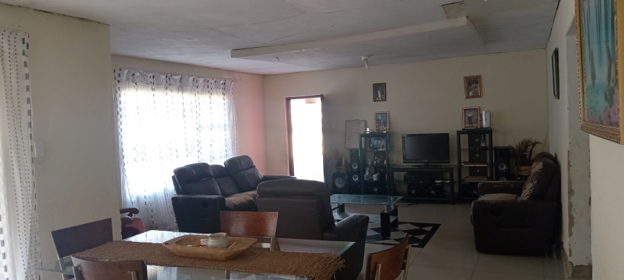 4 Bedroom Property for Sale in Ottosdal North West